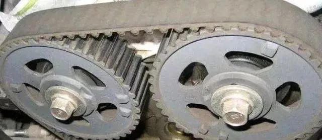 汽車維修看這篇文章就夠了！-第4張圖片-鄭州市冠恒貿易有限公司【官方網站】-車用潤滑油服務專家